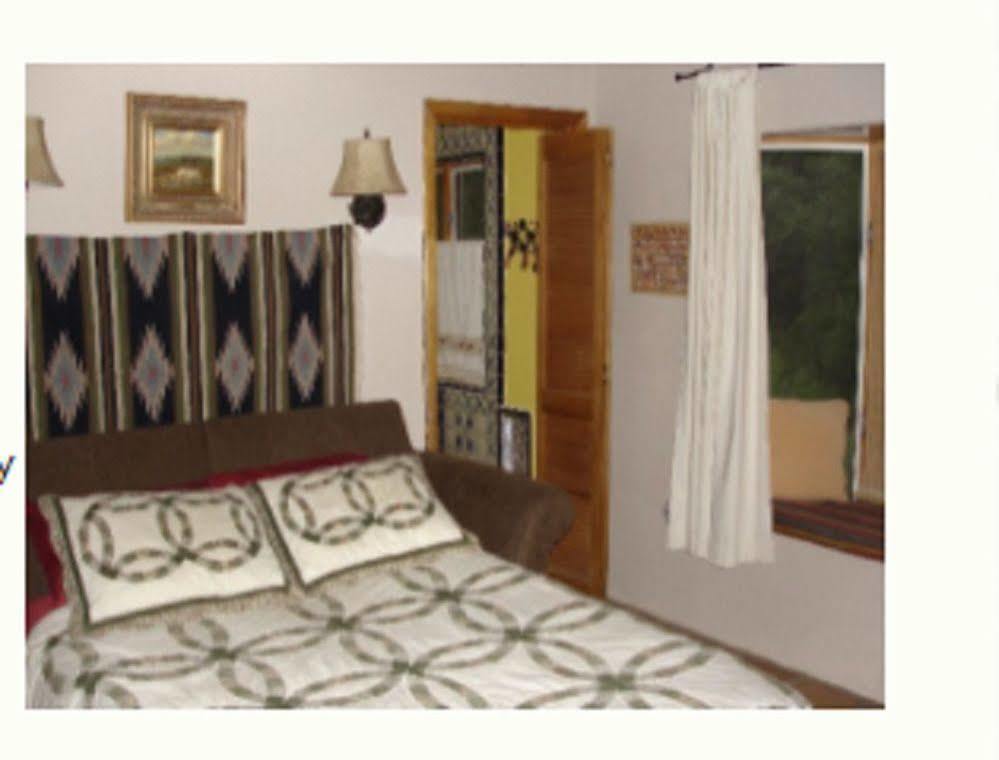 Spirit Tree Inn B&B Patagonia Bagian luar foto