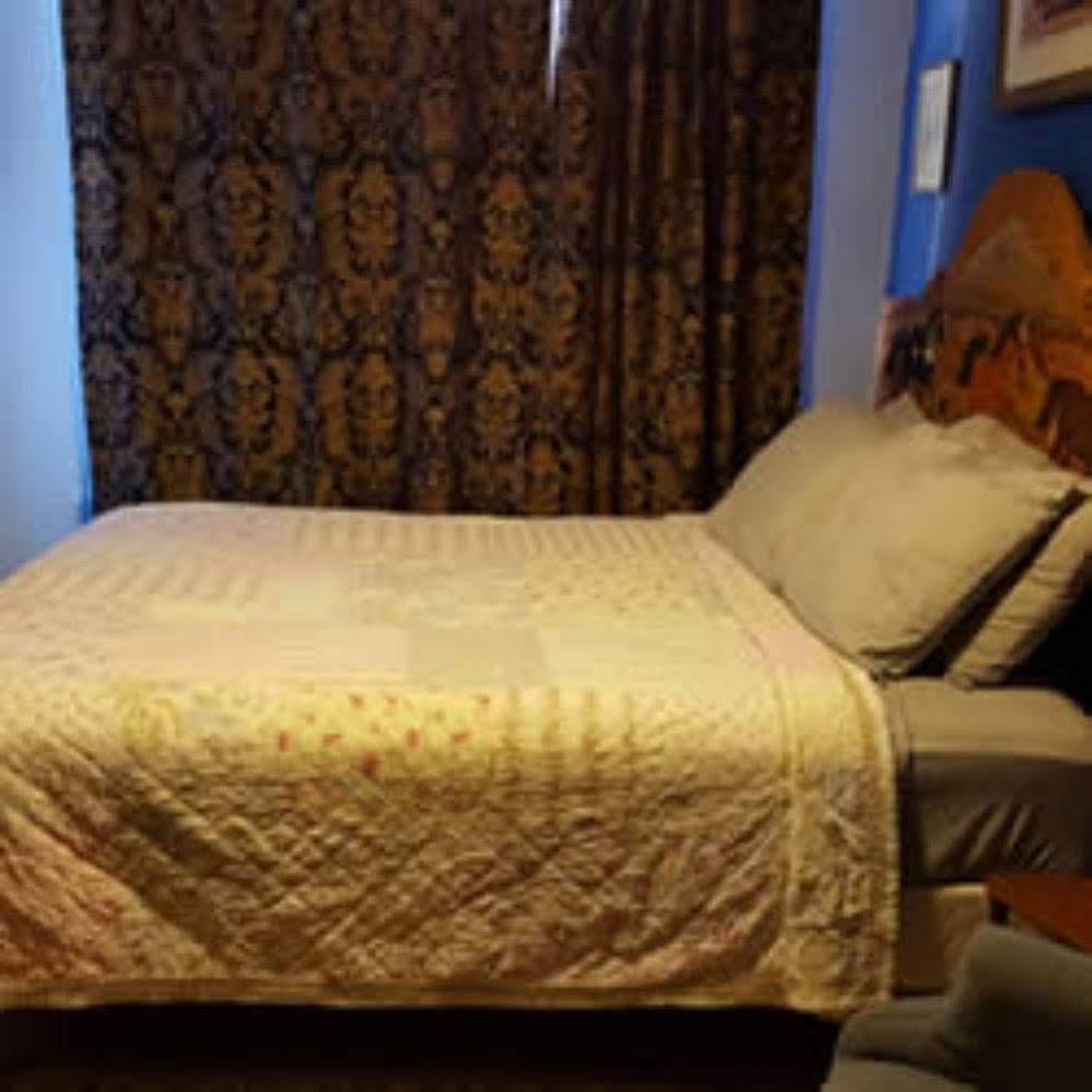 Spirit Tree Inn B&B Patagonia Bagian luar foto